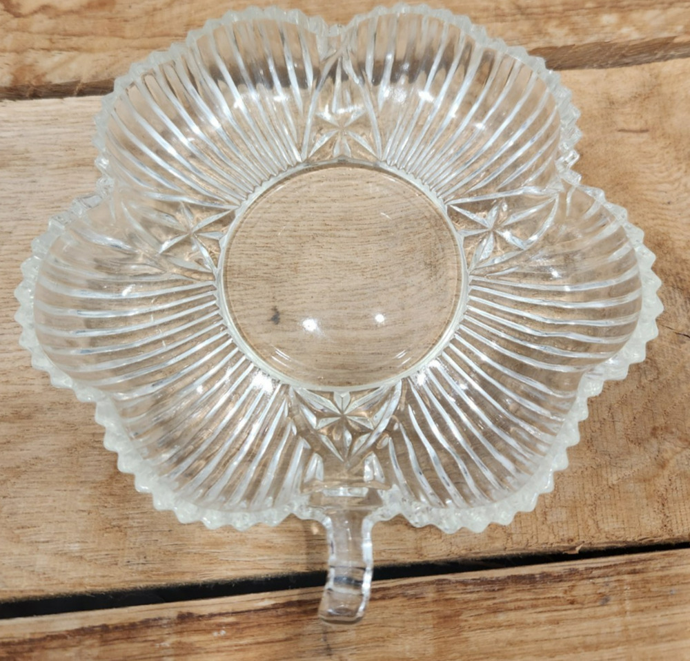 Vintage 1950s Federal Glass Clear Shamrock 4 Leaf Clover Candy Trinket Dish